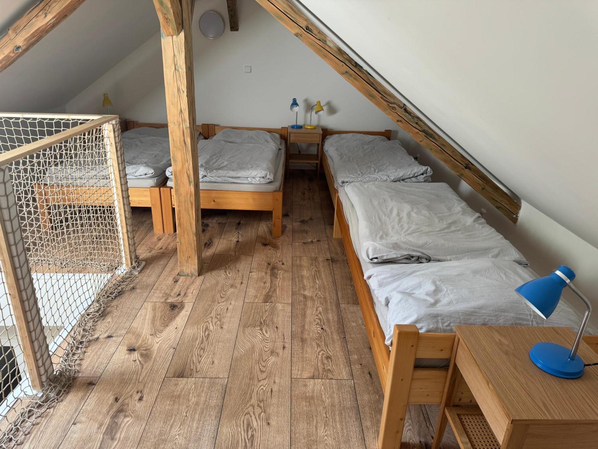 Aparthotel Tkalcovna U Zlateho Potoka Dobrany  Zewnętrze zdjęcie